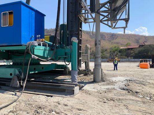 Equipamento Vibroflot de alimentação inferior Tipo de quadro de pilha de caminhada Para melhora do solo macio de argila de sedimento